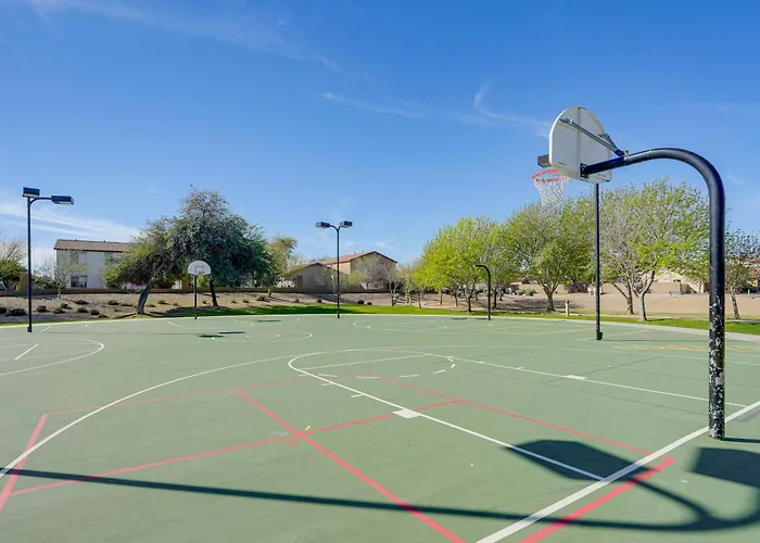 Community Perks! Golfer's Oasis In San Tan Valley Holiday home