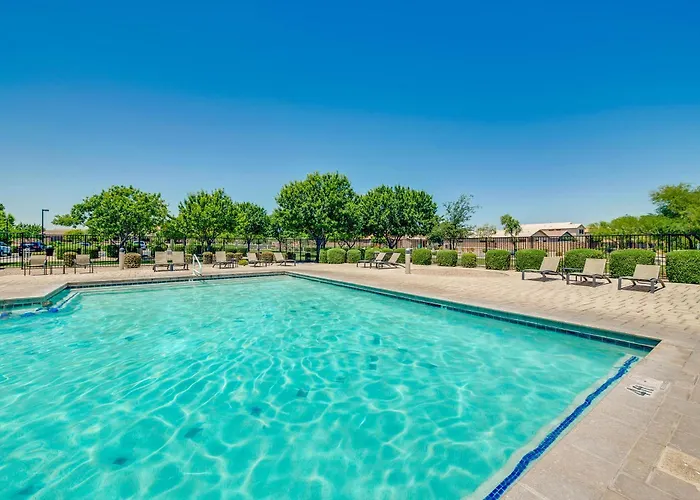 Community Perks! Golfer's Oasis In San Tan Valley